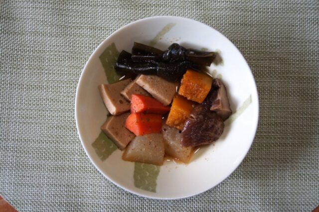 高野豆腐と野菜の煮物