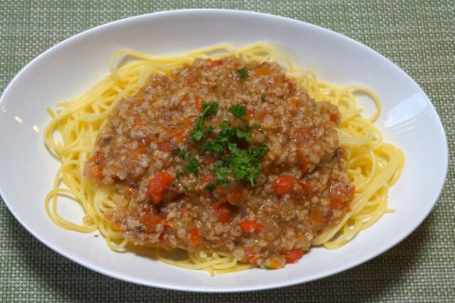 高きび入りミートソースパスタ